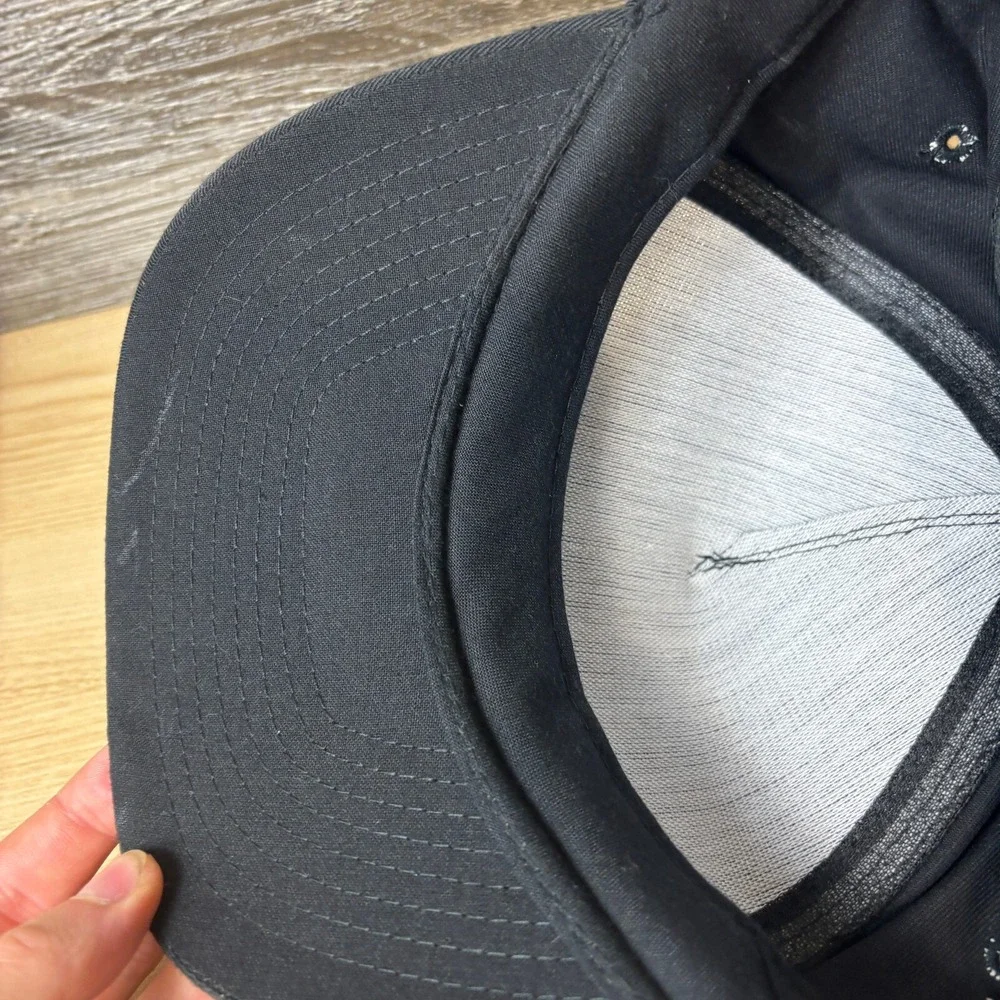 Vintage Drake Tire Hat Cap Snap Back Black Trucker Auto Service Adjustable‎